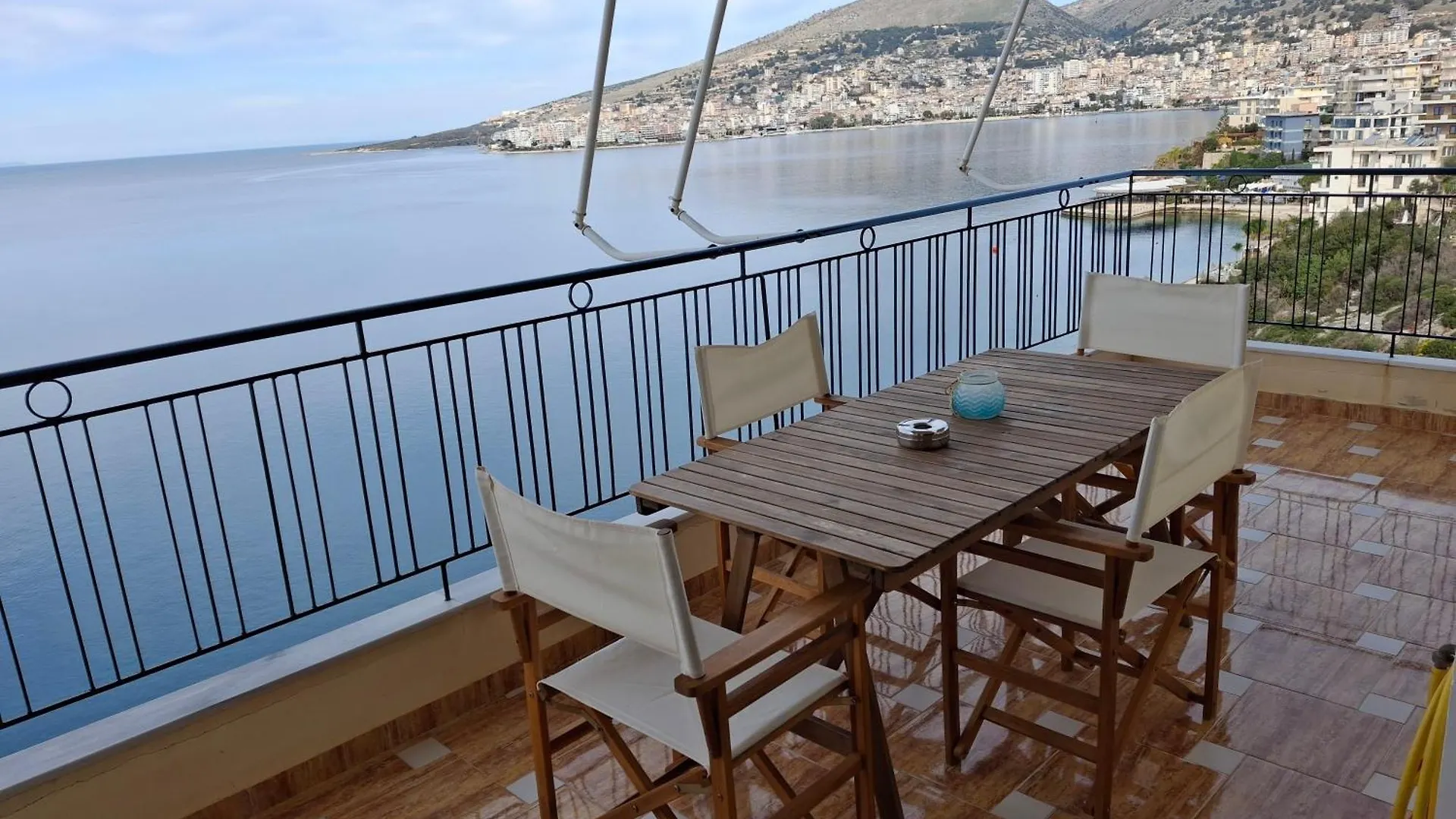 Alexander Apartment Sarandë 0*,